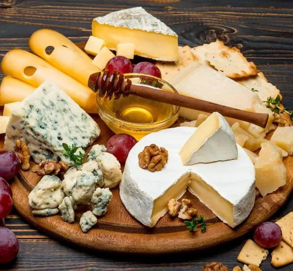 Изображение [Ольга Лазарева] СырДоДыр Pro (апрель) (2025)